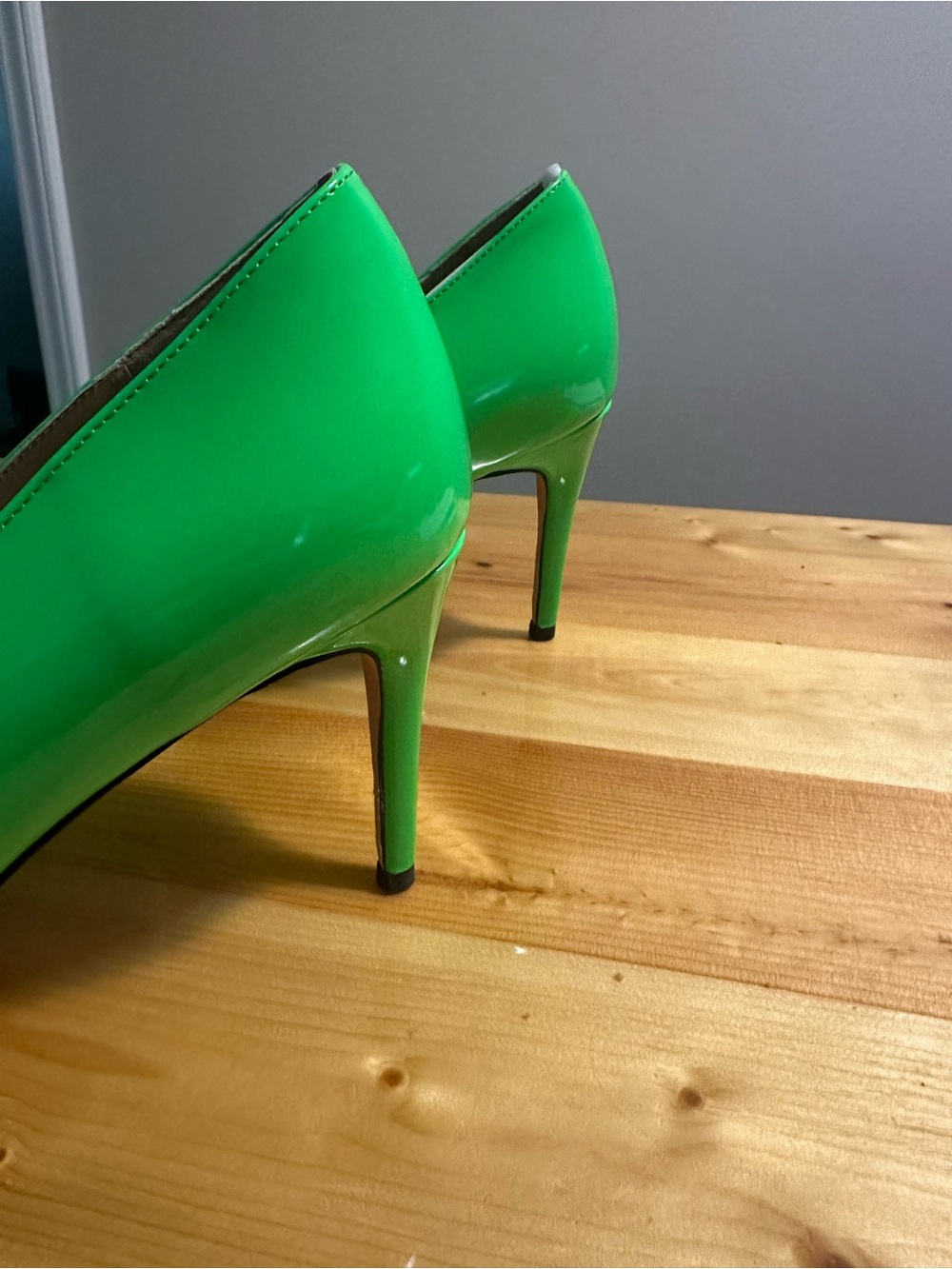 Bright Green Pointed Toe Women’s Pumps with Silver Buckle Accent - Picture 5 of 7